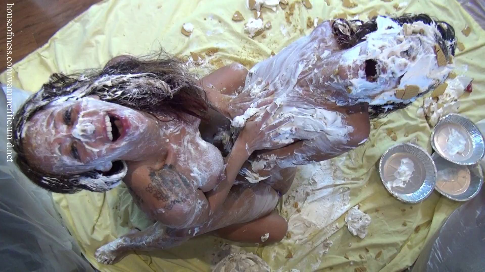 2-girls-pies-dildos-naughty-filthy-wnaom