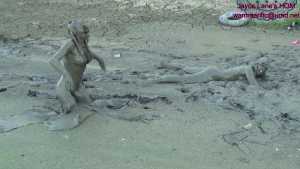 ariel-and-jayce-go-from-tanning-to-muddy