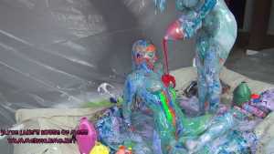 epic-huge-erotic-paint-party-with-ariel_