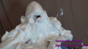 foam-submerging-in-huge-can-filledmast_2