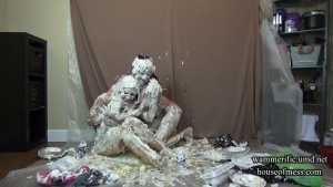 girls-day-heavy-petting-super-messysex_2