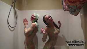 girls-day-heavy-petting-super-messysex_2